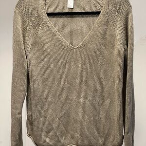 H&M V-Neck Sweater in Light Green-Gray